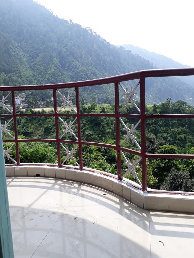 Hotel Govind Rudraprayāg Kültér fotó
