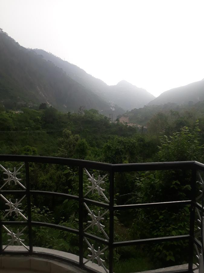 Hotel Govind Rudraprayāg Kültér fotó