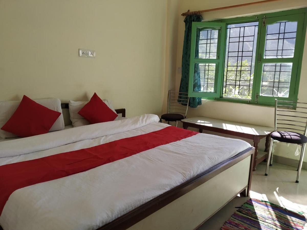 Hotel Govind Rudraprayāg Kültér fotó